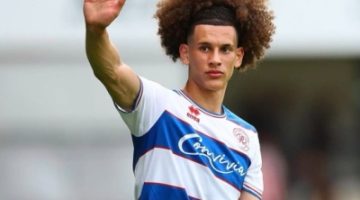 الهلال يسعى بقوة لضم لاعب جزائري وسط منافسة ضمك