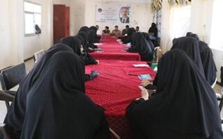 تمكين معلمات رياض الأطفال بالضالع من خلال التدريب على أساليب التعليم الحديثة – الأمناء نت