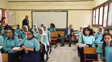 «التعليم» تعلن إجراء امتحان تكميلي لطلاب الصفين الأول والثان