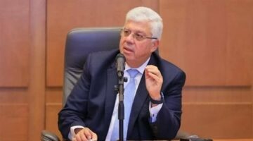 وزير التعليم العالي يوجه بعقد اجتماع دوري للمستشفيات الجامعية
