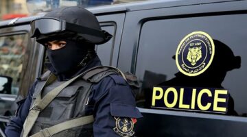 ضبط تشكيل عصابي اعتدى على مواطن وسرق هاتفه أعلى الدائري بالجيزة