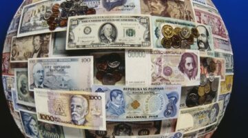 أسعار العملات العربية والأجنبية في مستهل تعاملات اليوم الأثنين 5 مايو 2025