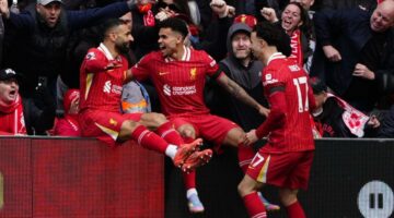 فيديو | متفوقًا على محمد صلاح.. ليفربول يعلن عن أفضل هدف في شهر أبريل