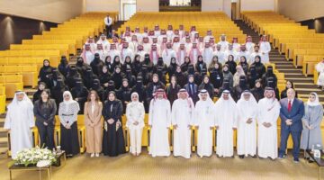 أخبار الخليج | وزير التعليم السعودي يلتقي الطلبة السعوديين الدارسين في البحرين