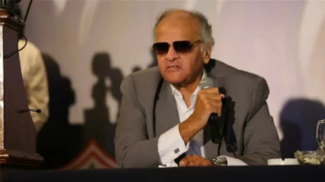 ممدوح عباس يعلن اقتراب الزمالك من التعاقد مع خبير في الدوري الإنجليزي