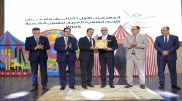 جامعة عين شمس تتألق في مهرجان الفنون الشعبية بمشاركة جامعات القاهرة الكبرى
