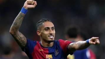 موندو تكشف تفاصيل اقتراب رافينها من تمديد عقده مع برشلونة