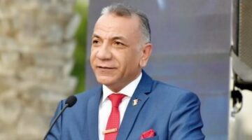 بسبب زيادة الكليات.. نقيب الأسنان يحمل التعليم العالي أزمة تكليف الخريجين