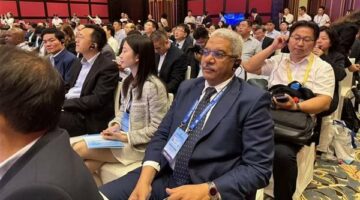 نائب رئيس جامعة الأزهر يشارك في مؤتمر التعليم الرقمي العالمي بووهان الصينية