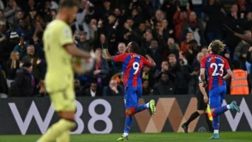 كريستال بالاس يهزم مانشستر سيتي ويتوج بكأس الاتحاد الإنجليزي للمرة الأولى