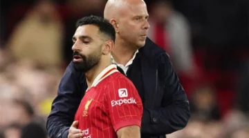 سلوت: دفعت بـ محمد صلاح أساسيًا أمام برايتون تجنبًا لرد فعله