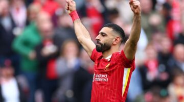 للتصويت.. محمد صلاح ضمن المرشحين للتشكيل المثالي في الدوري الإنجليزي 2024/25