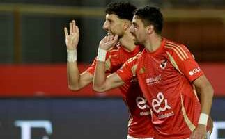 رأي مفاجئ من ريفيرو عن طاهر محمد طاهر.. وتحديد قائمة الأهلي في كأس العالم – الجريدة