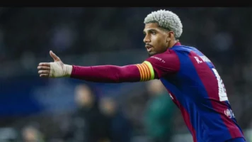 أراوخو يرد على الانتقادات وموقفه من الرحيل عن برشلونة