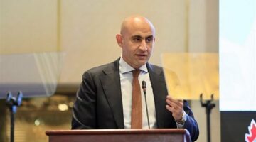 وزير التربية والتعليم يوضح خطة الوزارة في إعادة هيكلة نظام الثانوية العامة (البكالوريا)