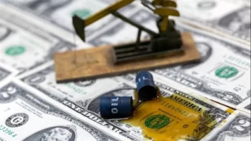 تراجع أسعار النفط بسبب مخاوف المعروض رغم تعليق رسوم ترامب الجمركية