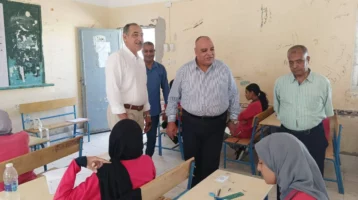 وكيل التعليم بالبحر الأحمر يتفقد لجان امتحانات الشهادة الإعدادية