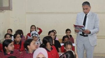 وكيل وزارة التعليم بالجيزة يحيل عاملًا للشؤون القانونية تمهيدًا لإنهاء خدمته