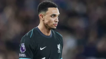 منذ ظهوره.. ثلاثي فقط تفوق على أرنولد بالدوري الإنجليزي
