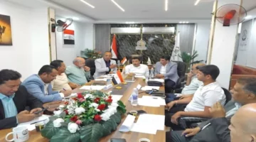 حزب الجبهة الوطنية بجنوب سيناء يبحث خطة العمل بأمانة التعليم (صور)
