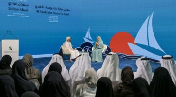 «وزيرة التربية الإماراتية» تستعرض تحولات قطاع التعليم في «أبوظبي للكتاب»