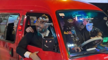 العرض الخاص لفيلم ريستارت: تامر حسني يخطف الأنظار على السجادة الحمراء بسيارته “تمناية”