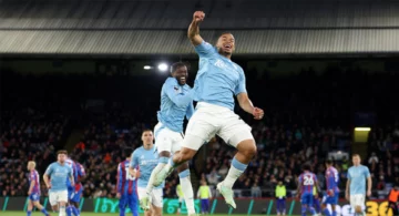 فورست الساعي للعب في دوري أبطال أوروبا يتعادل مع كريستال بالاس