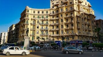 «الخوف يسكن الشقق القديمة».. مشروع قانون الإيجار القديم يشعل الصراع بين الملاك والمستأجرين: من يُخرج من؟ تحذيرات من تشريد الملايين