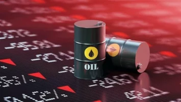 أسعار النفط تتراجع بأكثر من 1%.. وخام برنت ينخفض دون 65 دولارًا