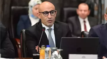 وزير التعليم يوجه بصرف مستحقات معلمي الحصة ويعلن مواعيد امتحانات 2026