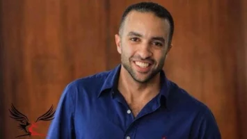 عضو مجلس إدارة الأهلي ينفي التفاوض مع رونالدو ويُبدي رغبته في ضم صلاح
