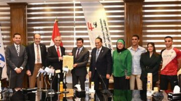 انطلاق البطولات العربية والإفريقية للترايثلون في مدينة الجلالة
