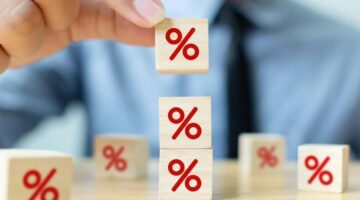 أسعار الفائدة على الشهادات المتغيرة في بنك SAIB بعد خفض الفائدة 1%