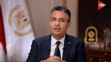 وزير التموين يبحث مع رئيس الزيوت المستخلصة سبل تعزيز الإنتاج و استقرار في السوق المحلي