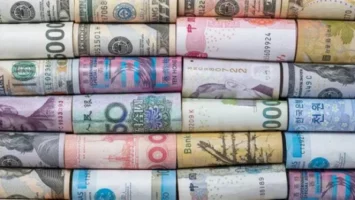 متوسط أسعار العملات الأجنبية في مصر مستهل اليوم