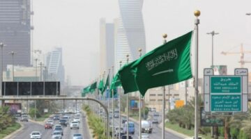 زيادة المبيعات تدفع بنمو القطاع الخاص في السعودية بداية الربع الثاني من 2025