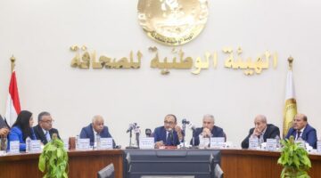 ملف تطوير شركات قطاع الأعمال حقق إيرادات بنحو 60 مليار جنيه