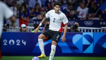 الأهلي يقترب من التعاقد مع عمر فايد