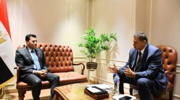 صبحي يلتقي رئيس اتحاد كرة اليد لبحث استعدادات مصر لاستضافة بطولة العالم