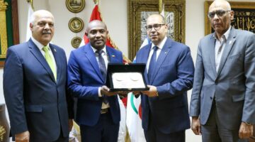 ياسر إدريس يستقبل وزير خارجية جزر القمر لبحث التعاون – الجريدة