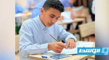 تلاميذ شهادة التعليم الأساسي يؤدون امتحانات نهاية العام (صور)