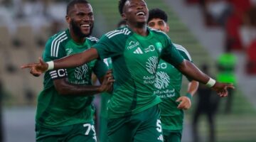 الأهلي يهزم التعاون بثنائية في دوري روشن