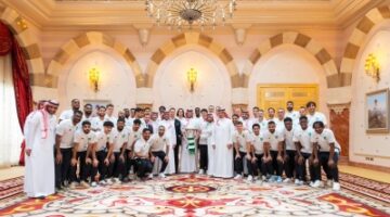 ولي العهد يستقبل نجوم الأهلي بعد تحقيق النخبة الآسيوية
