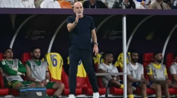 مدرب فرنسي يقترب من خلافة بيولي في قيادة النصر
