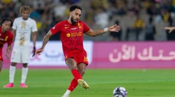 ثنائي القادسية يقود تشكيلة الجولة 33 من دوري روشن