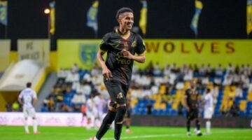 الهلال ينافس النصر للتعاقد مع لاعب الوحدة
