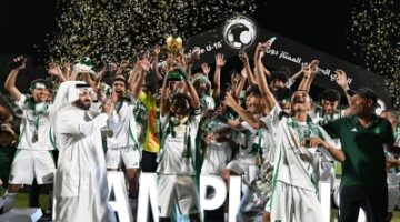 تتويج الأهلي ببطولة الدوري السعودي الممتاز تحت 16