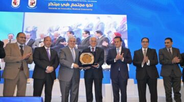 وزير التعليم العالي والبحث العلمي: القطاع الطبى يساهم ب 23.4% من النشر العلمي  – جريدة العدد الاول