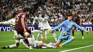 أحدهما هدفٌ لريال مدريد.. مانشستر سيتي يرصد 214 مليون لضم لاعبين بالصيف