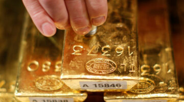 أسعار الذهب تعود للارتفاع بنحو 1.5% قبيل صدور بيانات الوظائف الأمريكية